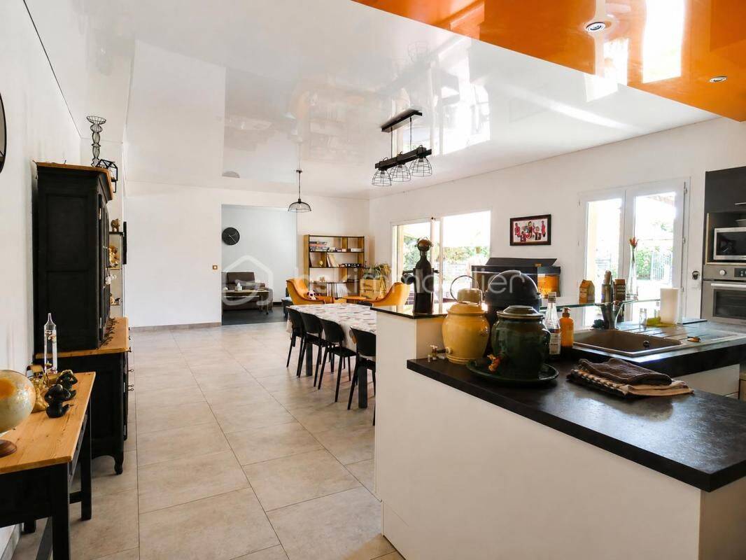 Maison 8 pièces 209 m² · à Auxonne · 209 m² · 350 000 €