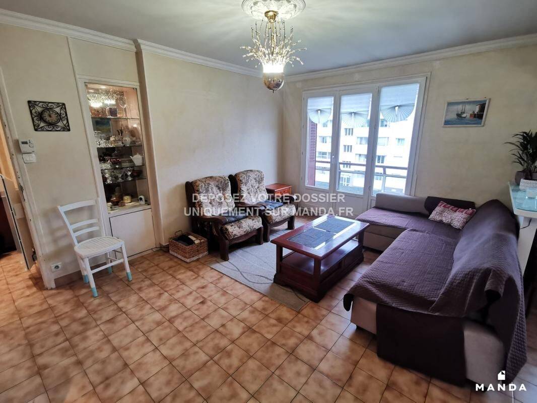 Appartement 3 pièces 64 m² · à Saint-Martin-d'Hères · 64 m² · 720 €