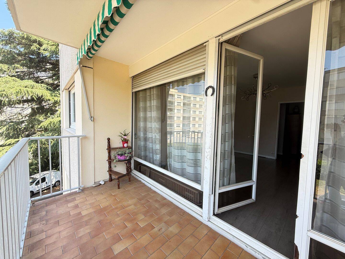 Appartement 3 pièces 82 m² · à Tassin-la-Demi-Lune · 82 m² · 235 000 €