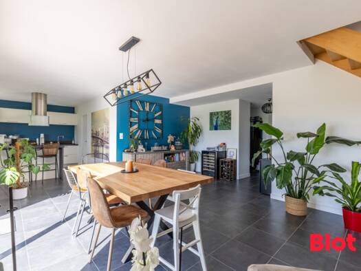 Villa à vendre 367 000 € 5 pièces 4 chambres 129,4 m² 900 m² de terrain Chanteloup 35150