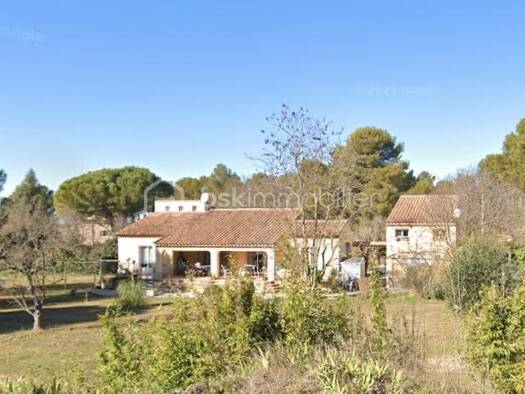 Maison à vendre 1 242 000 € 6 pièces 5 chambres 198 m² 4 200 m² de terrain Barnoins-Village Les Pennes-Mirabeau 13170