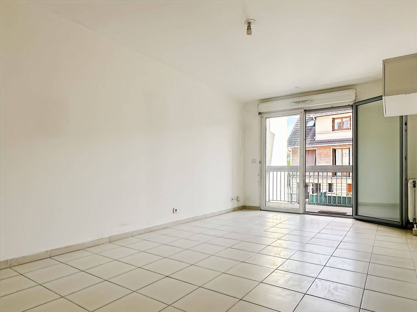 Appartement 1 pièce 30 m² · à Rosny-sous-Bois · 29,6 m² · 850 €/mois
