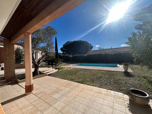 Villa à vendre 472 500 € 6 pièces 4 chambres 189 m² 1 500 m² de terrain Vinassan 11110