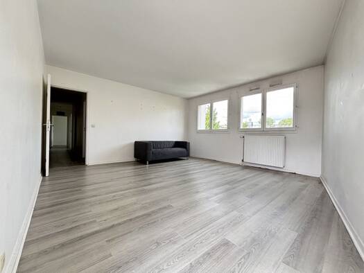 Duplex à vendre 450 000 € 5 pièces 4 chambres 95 m² Étage 3/3 Jules Ferry Arcueil 94110