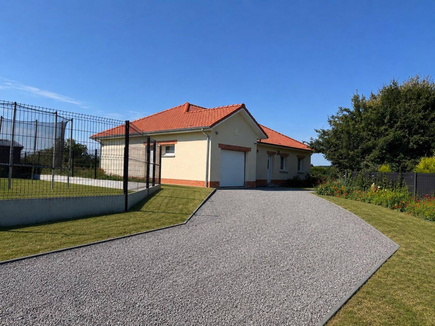 Maison 4 pièces 95 m² · à Monchaux-sur-Écaillon · 95 m² · 263 000 €
