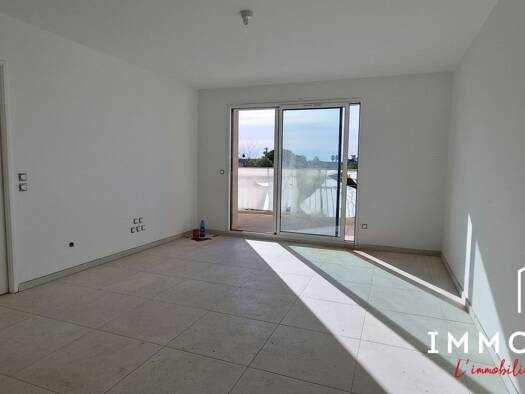 Appartement à vendre 344 000 € 4 pièces 3 chambres 85 m² Étage 2/2 Valergues 34130