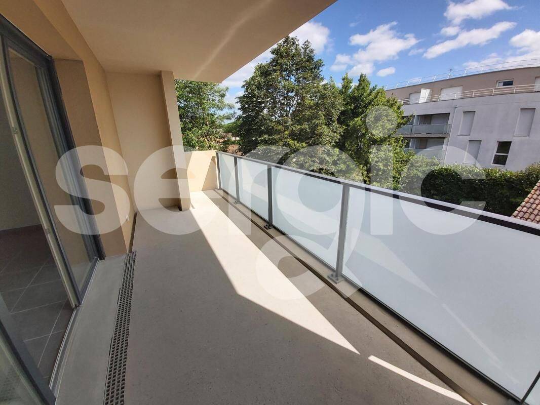 Appartement 3 pièces 66 m² · à Cenon · 66 m² · 806 €/mois