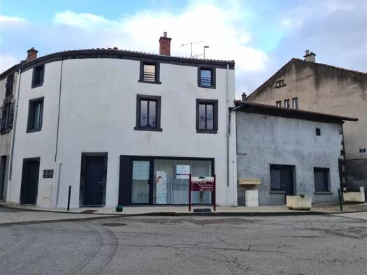 Immeuble à vendre 299 000 € 183,2 m² Nohanent 63830