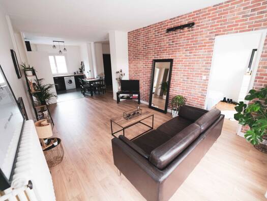 Appartement à louer 1 490 € 4 pièces 3 chambres 78 m² Étage 1/5 Glaciere-Jomard Oullins-Pierre-Bénite 69600