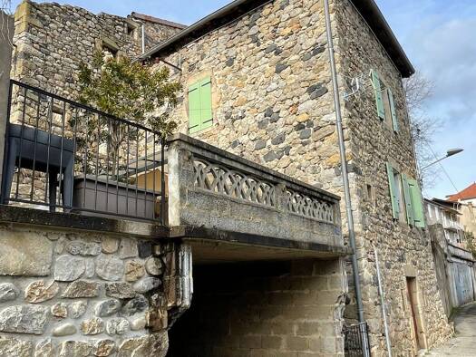 Maison à louer 610 € 3 pièces 1 chambre 108 m² Vals-les-Bains 07600