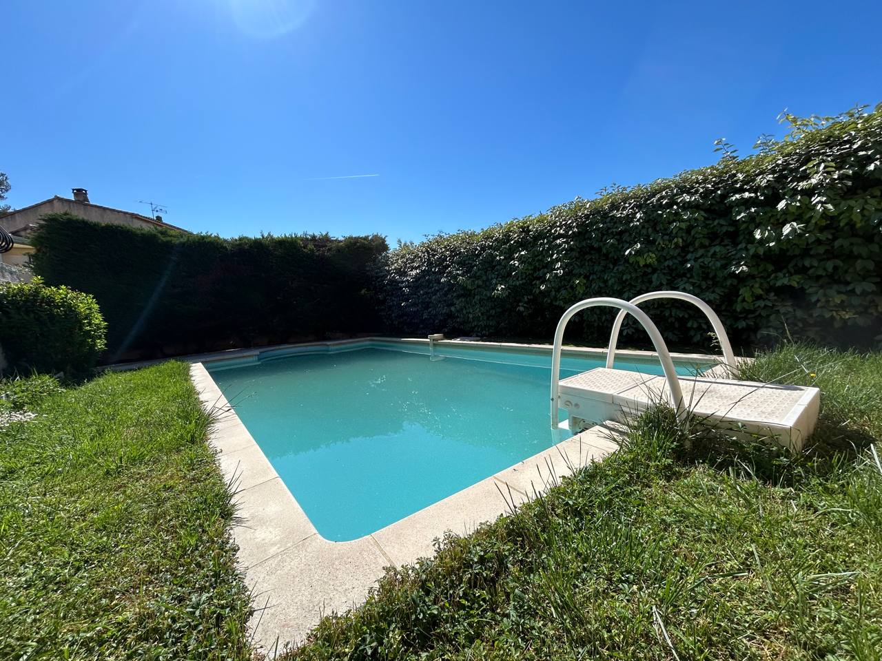 Maison 4 pièces 113 m² · à Bouc-Bel-Air · 113 m² · 2 400 €/mois