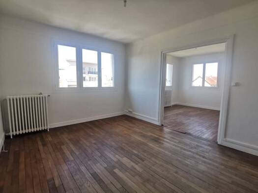 Appartement à louer 795 € 3 pièces 2 chambres 56,8 m² 2ème étage Patton Nord Est Melun 77000
