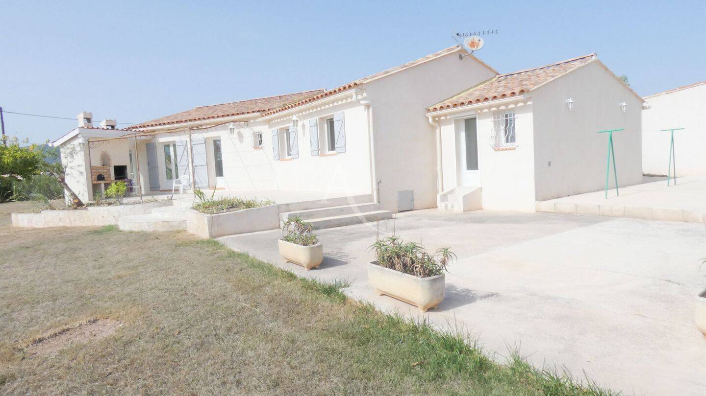 Maison 5 pièces 127 m² · à Pierrefeu-du-Var · 127 m² · 1 763 €/mois