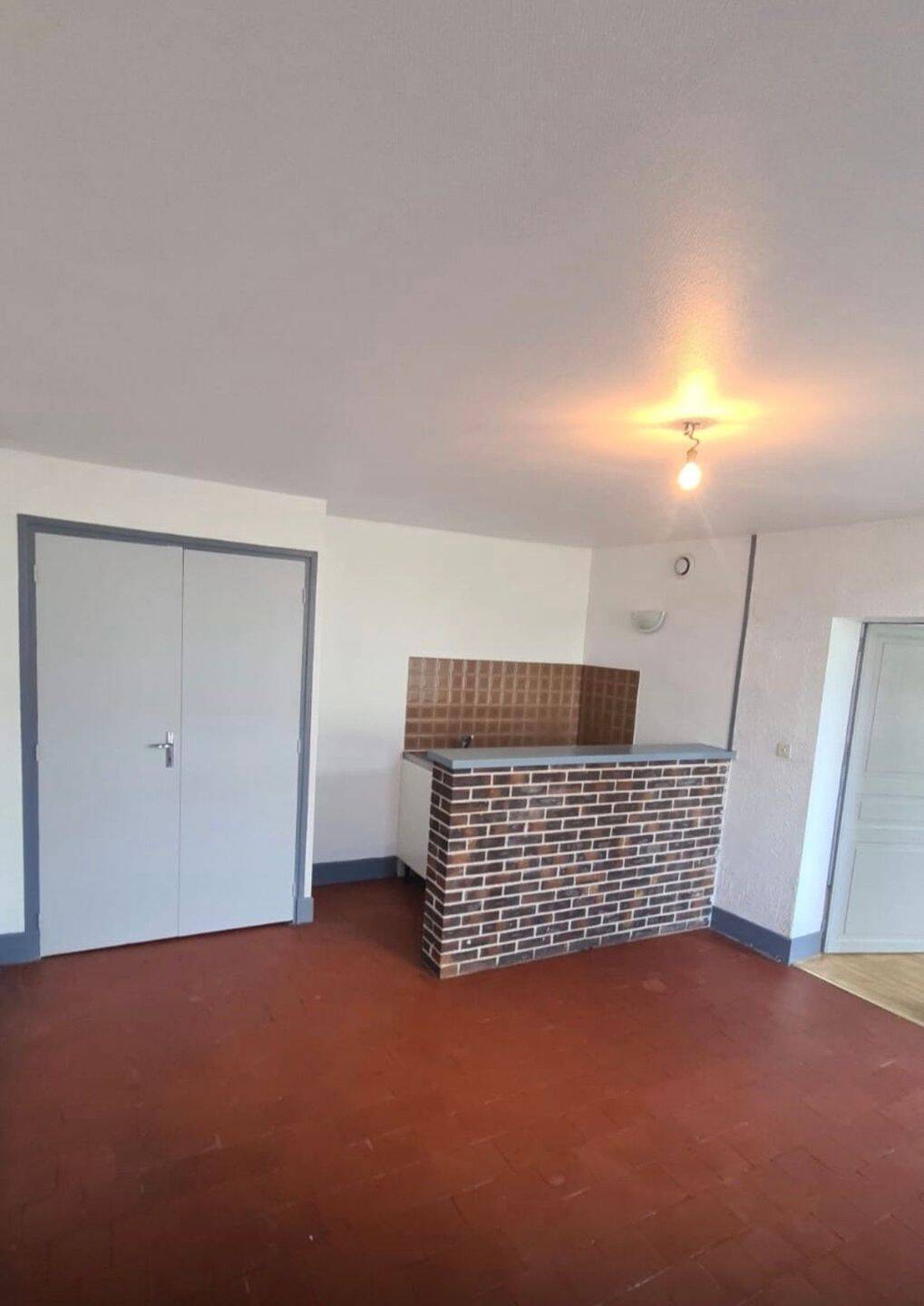Appartement 2 pièces 42 m² · à Montluçon · 42 m² · 400 €