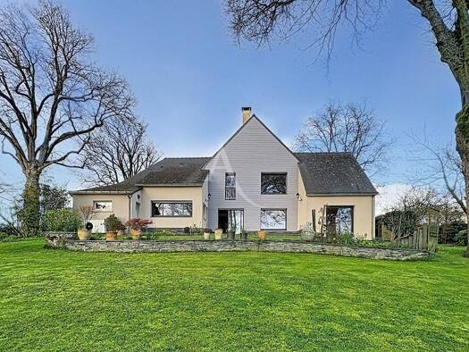 Maison de plain-pied à vendre 442 300 € 6 pièces 4 chambres 163 m² 2 050 m² de terrain Loire-Authion 49800