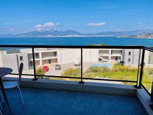 Appartement à vendre - Première occupation 470 000 € 3 pièces 2 chambres 58,3 m² Étage 1/1 Pietrosella 20166