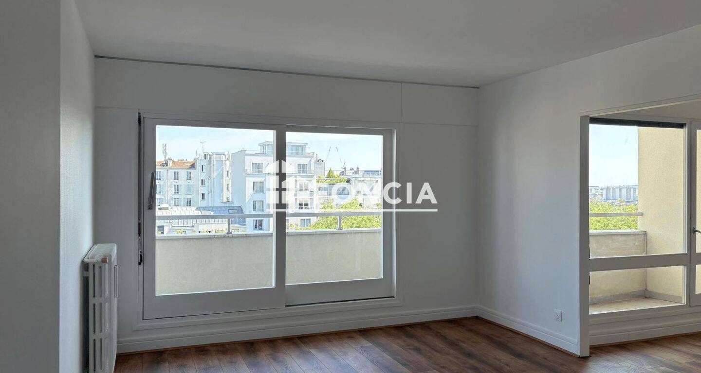 Appartement 3 pièces 64 m² · à Paris 12ème Arrondissement · 64,1 m² · 1 401 €/mois
