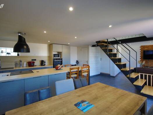 Maison à vendre 194 720 € 3 pièces 2 chambres 82 m² 257 m² de terrain Rocheville 50260