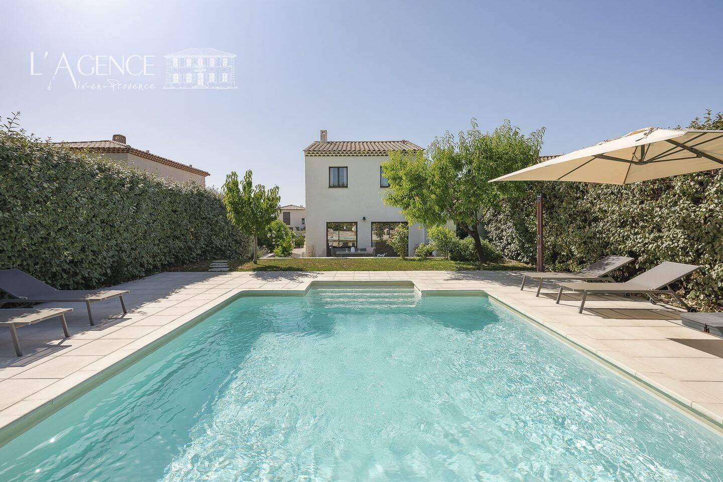 Maison 5 pièces 157 m² · à Aix-en-Provence · 157 m² · 949 000 €