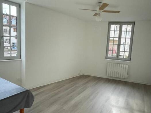 Duplex à louer 490 € 2 pièces 1 chambre 54,2 m² RDC Baume-les-Dames 25110