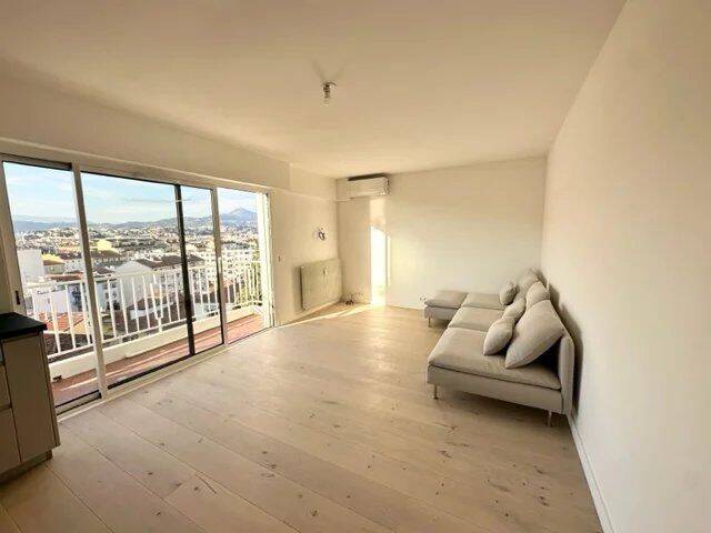 Appartement 3 pièces 62 m² · à Nice · 61,9 m² · 1 800 €