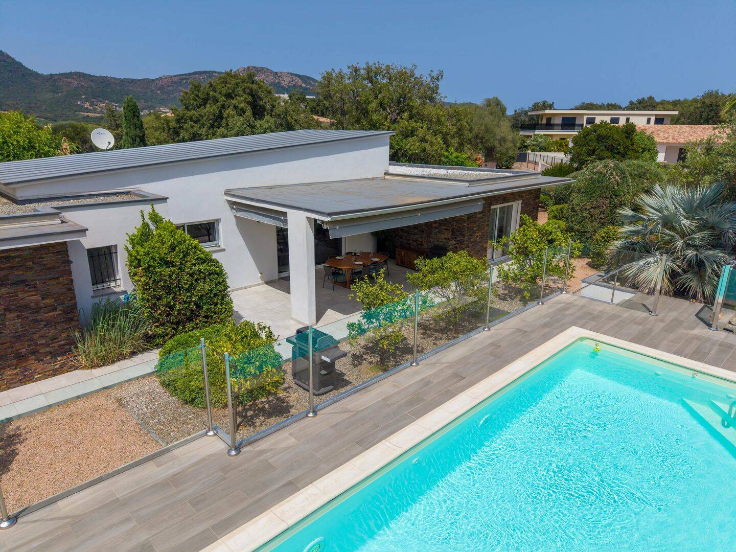 Maison 5 pièces 121 m² · à Zonza · 120,6 m² · 840 000 €
