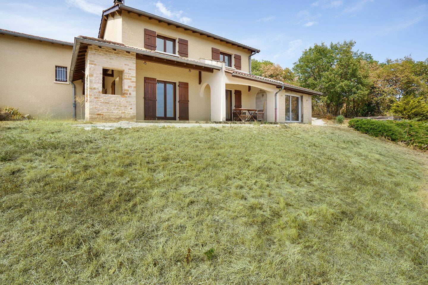Maison 5 pièces 123 m² · à Saint-Gengoux-de-Scissé · 123 m² · 299 000 €