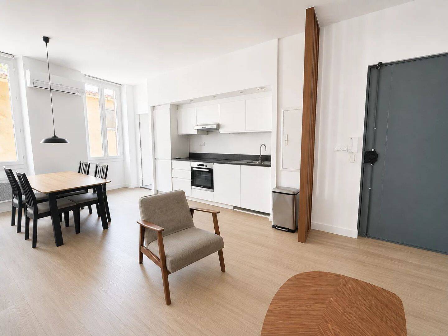 Appartement 3 pièces 53 m² · à Marseille 6ème Arrondissement · 52,6 m² · 191 000 €