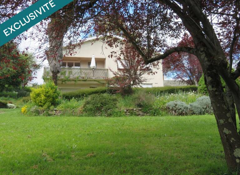 Maison à vendre 230 000 € 7 pièces 5<br/>chambres 150 m²<br/>superficie 1 910 m²<br/>terrain Ouest Foix 09000