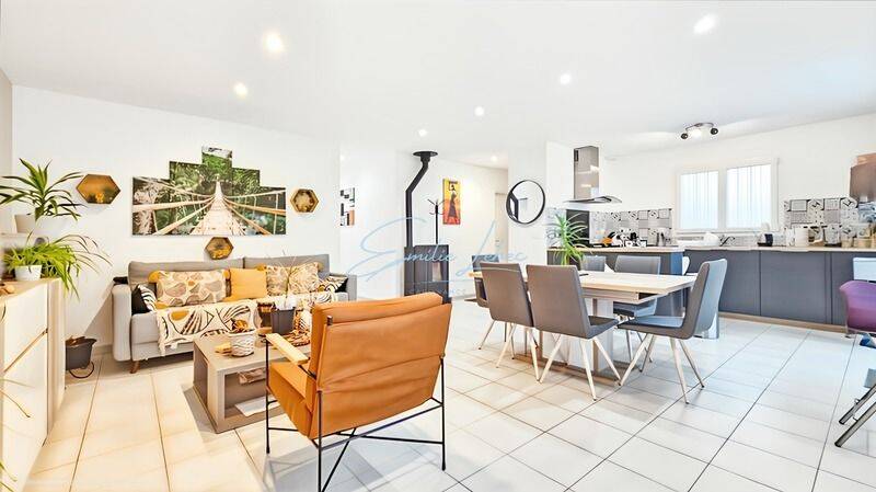 Maison 4 pièces 82 m² · à Querrien · 82 m² · 132 904 €