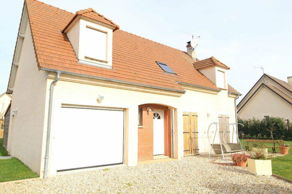 Maison 4 pièces 118 m² · à Courcelles-sur-Seine · 118,2 m² · 1 290 €/mois