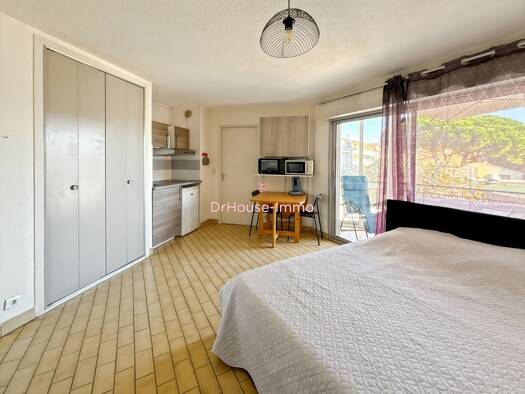 Appartement à vendre 99 900 € 1 pièce 22,3 m² Étage 1/2 Village Thermal Balaruc-les-Bains 34540