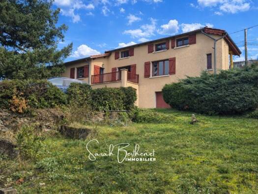 Villa à vendre 335 000 € 3 pièces 3 chambres 131 m² 2 200 m² de terrain Sourcieux-les-Mines 69210