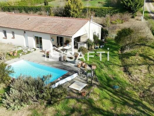 Maison à vendre 295 000 € 10 pièces 7 chambres 210 m² 2 990 m² de terrain Fieux 47600