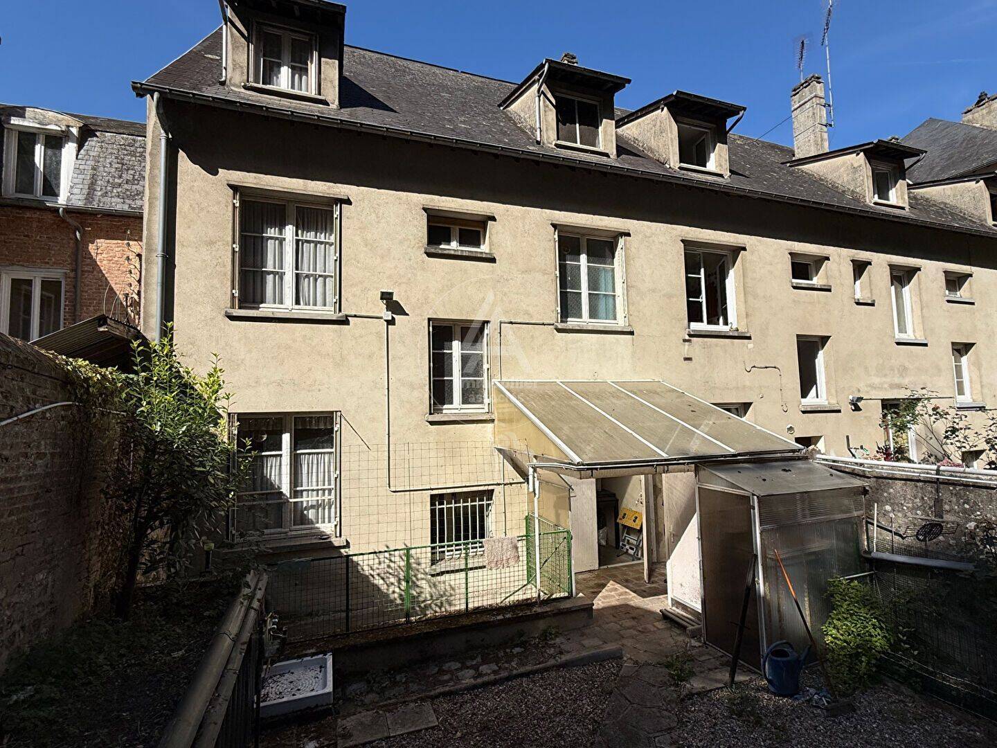 Maison 7 pièces 120 m² · à Montfort-sur-Risle · 120 m² · 127 200 €