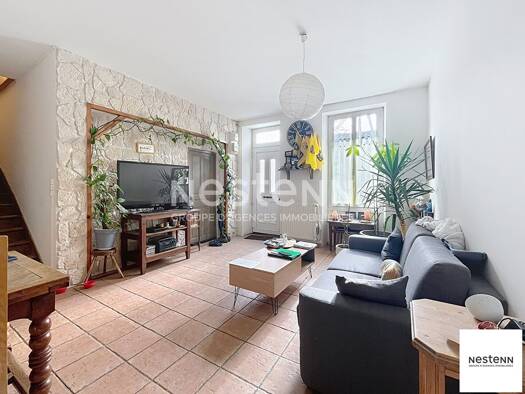 Maison à vendre 148 800 € 5 pièces 4 chambres 114 m² 319 m² de terrain Commerce-Marchoux Fontenay-le-Comte 85200