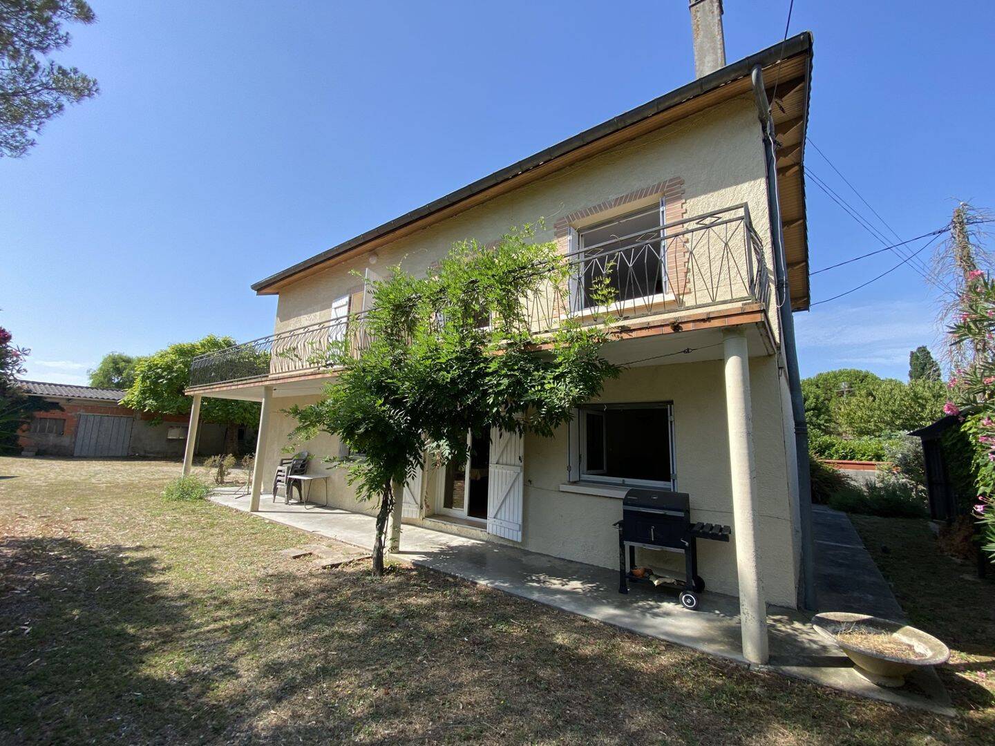 Maison 7 pièces 173 m² · à Grisolles · 173 m² · 276 000 €