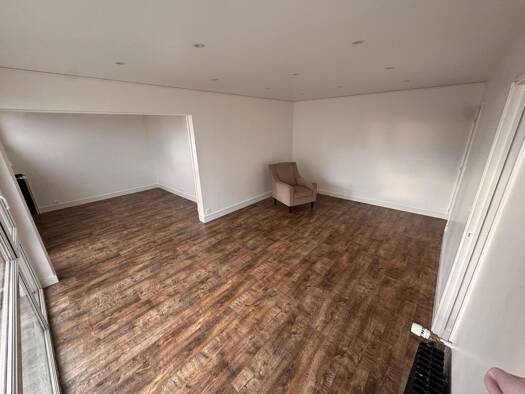 Appartement à louer 860 € 4 pièces 2 chambres 80 m² Étage 4/4 Le Plateau Bihorel 76420