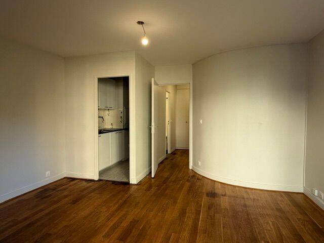 Appartement 1 pièce 26 m² · à Paris 15ème Arrondissement · 26 m² · 1 190 €/mois