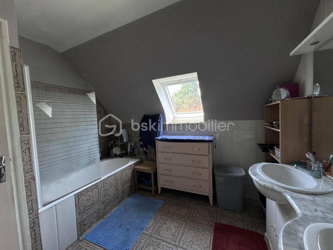 Maison 7 pièces 166 m² · à Saint-Vougay · 166 m² · 265 000 €