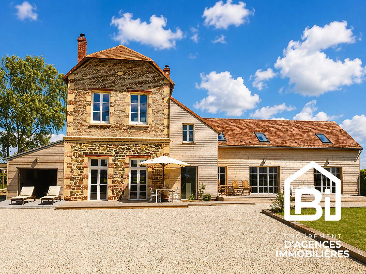 Maison 9 pièces 267 m² · à Fontenay-le-Marmion · 267 m² · 735 000 €