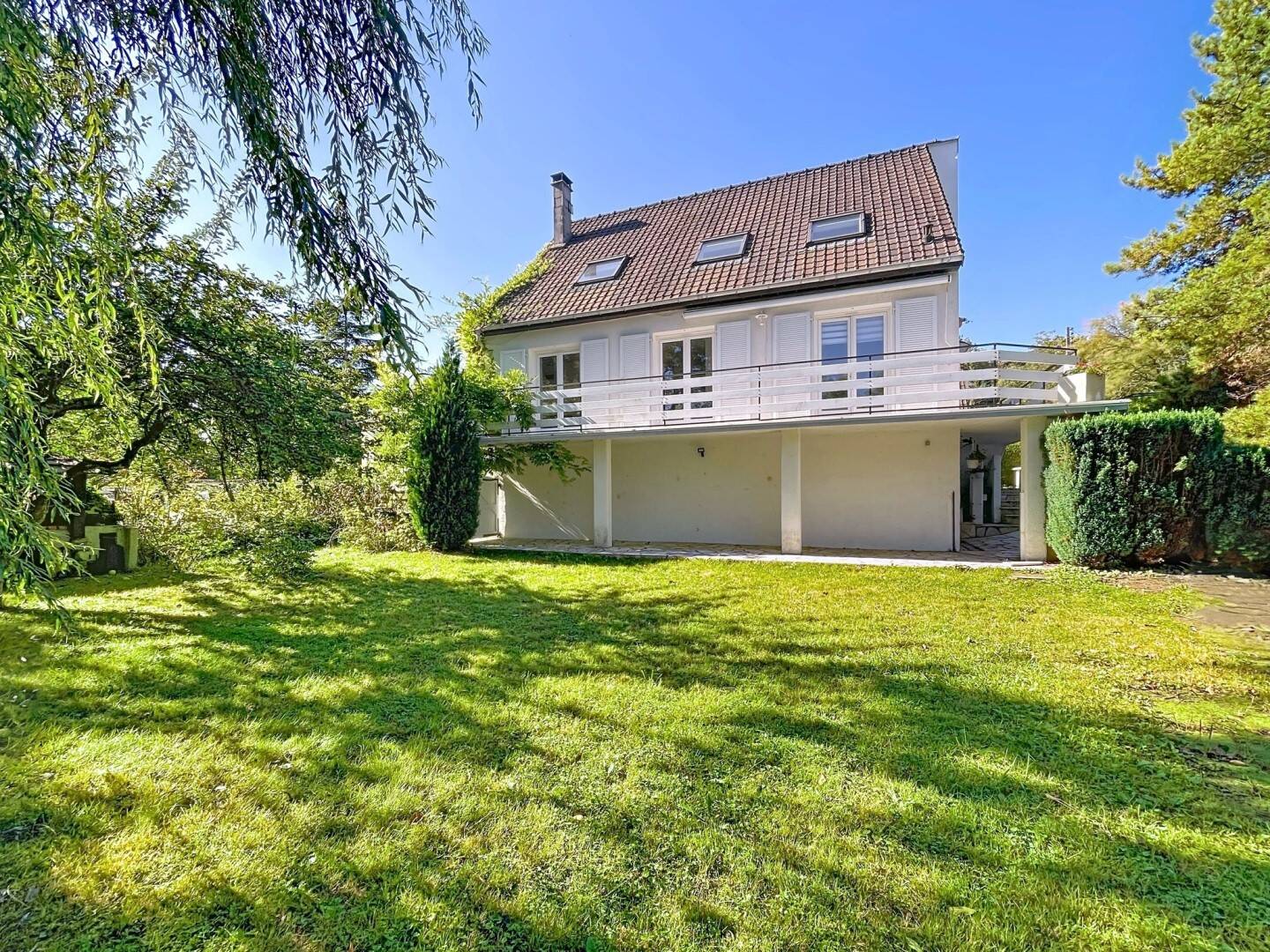 Maison 6 pièces 130 m² · à Beynes · 130 m² · 396 000 €