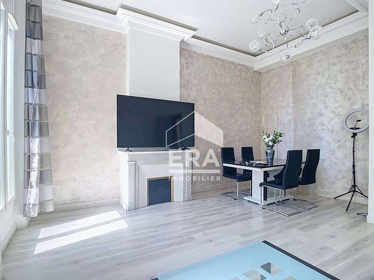 Appartement 4 pièces 116 m² · à Marseille 6ème Arrondissement · 116 m² · 439 000 €