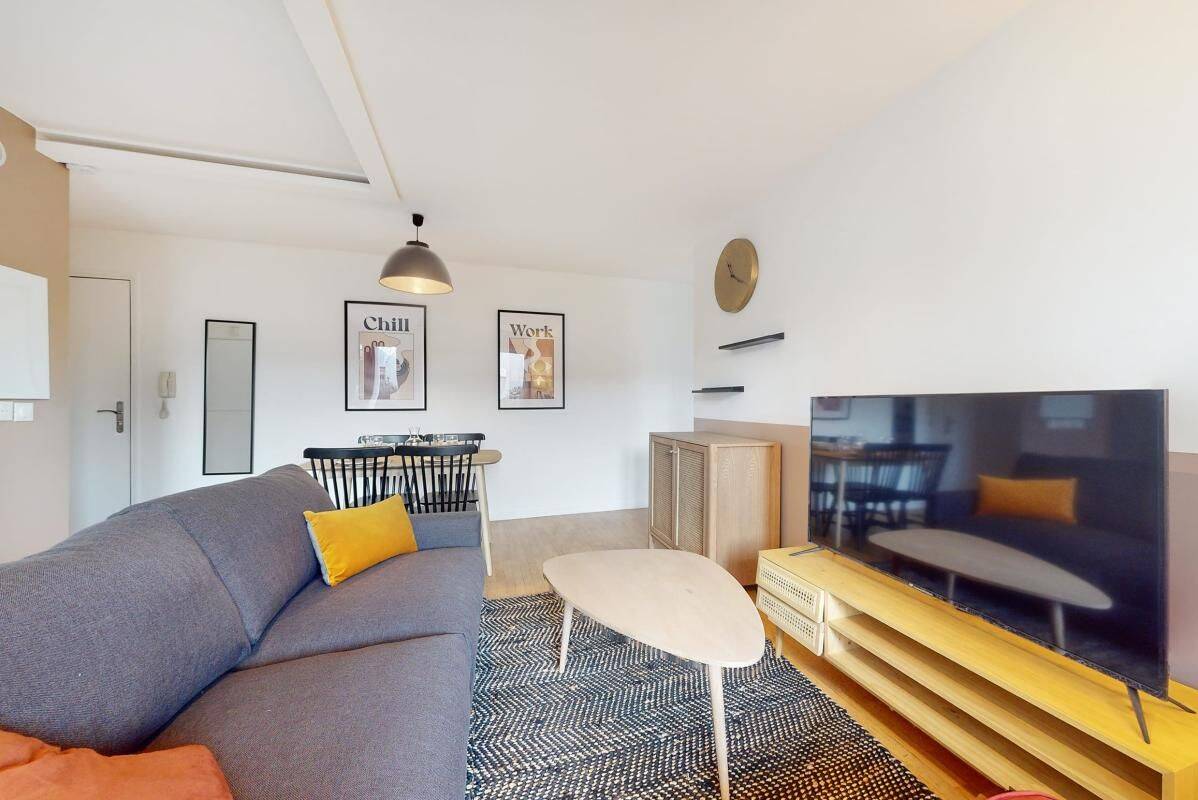5 pièces 77 m² · à Saint-Denis · 77 m² · 777 €