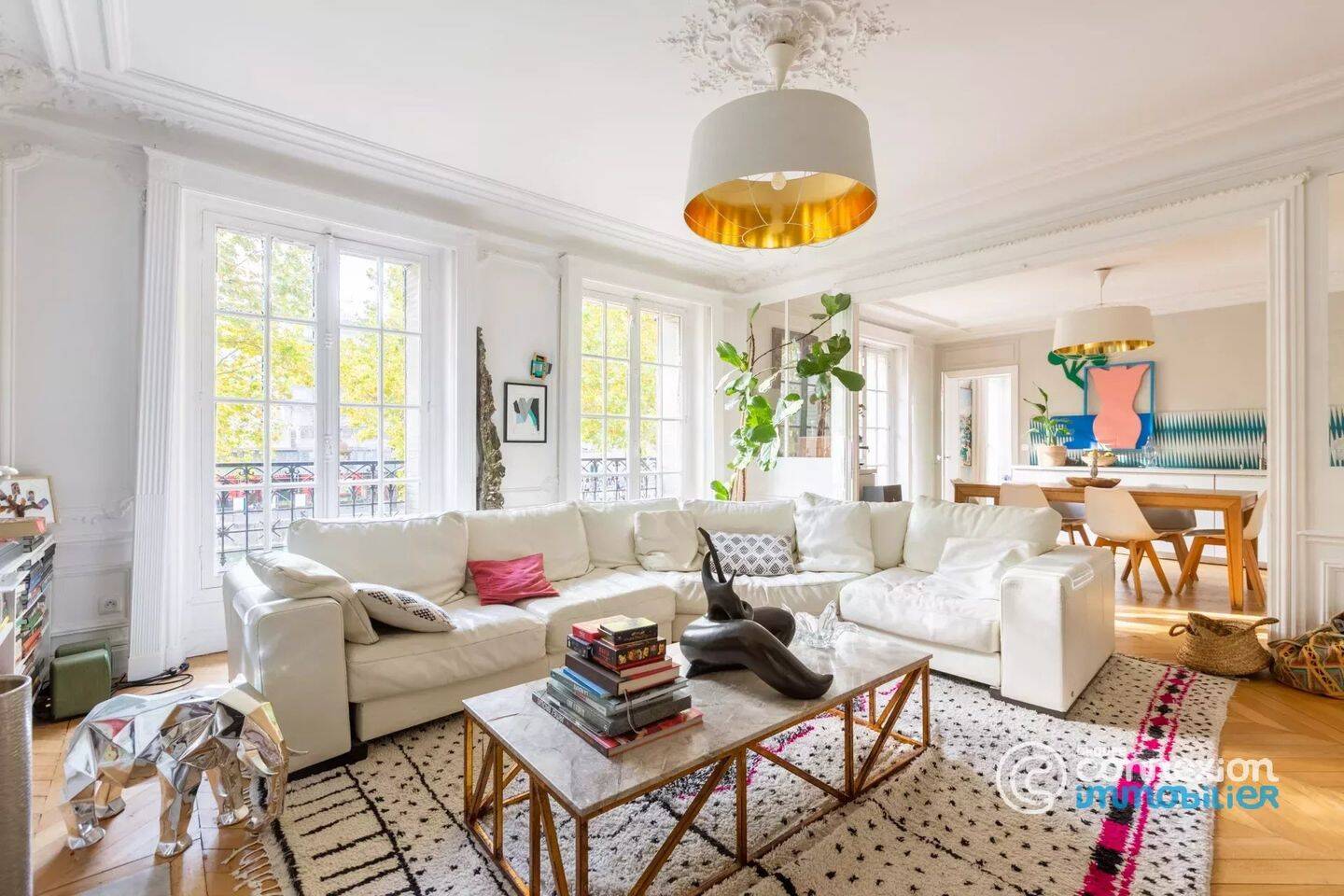 Appartement 6 pièces 124 m² · à Paris 10ème Arrondissement · 124,1 m² · 1 495 000 €
