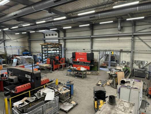 Local d'activités à louer 5 000 € 1 200 m² d'espace de stockage Saint-Paterne-Racan 37370