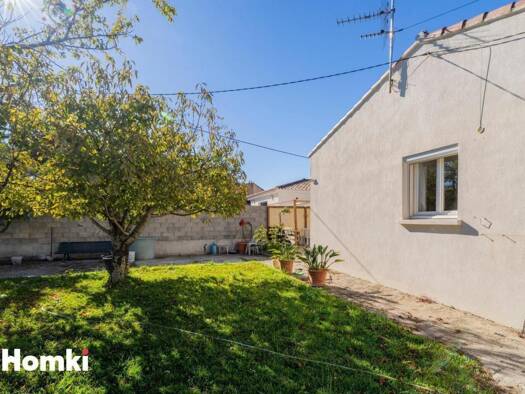 Maison à vendre 435 000 € 6 pièces 3 chambres 117 m² 868 m² de terrain Est Gignac-la-Nerthe 13180