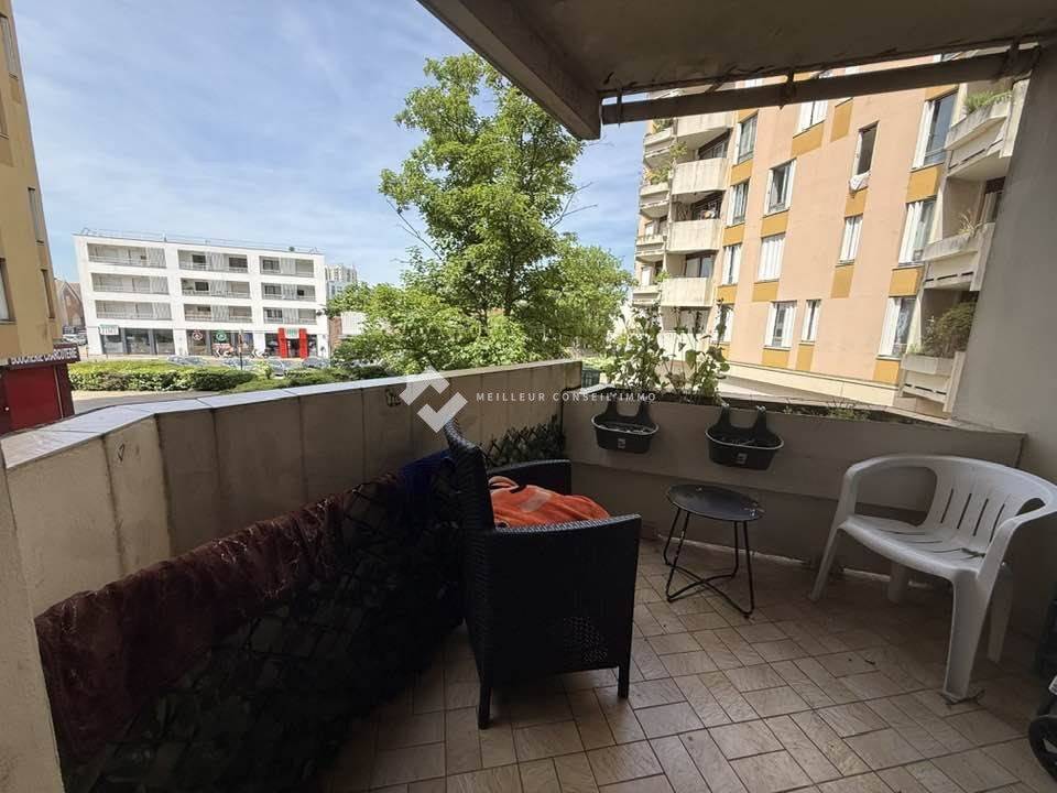 Appartement 2 pièces 54 m² · à Ris-Orangis · 53,6 m² · 115 000 €