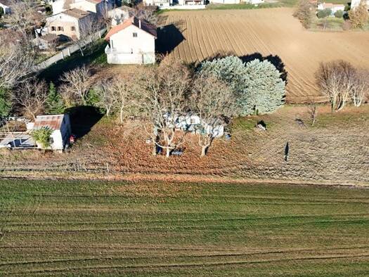 Terrain constructible viabilisé à vendre 120 000 € 2 105 m² de terrain Le Poët 05300