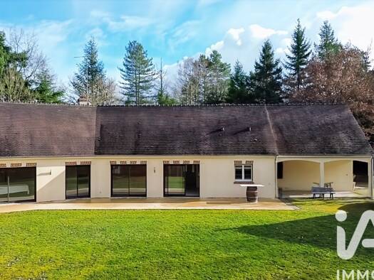 Demeure à vendre 635 000 € 8 pièces 5 chambres 239 m² 25 232 m² de terrain Ardon 45160